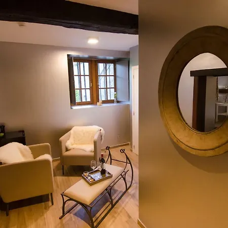 River Insolite 호텔 *