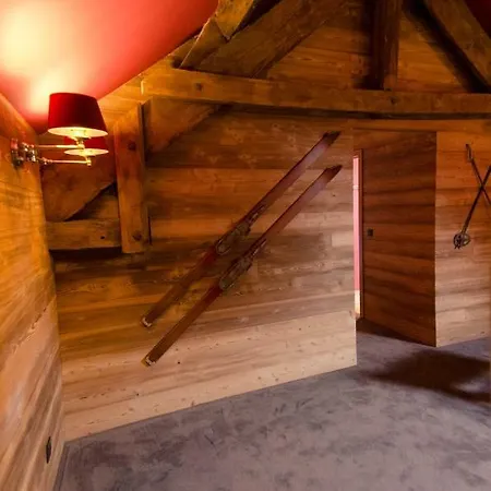 River Insolite 호텔