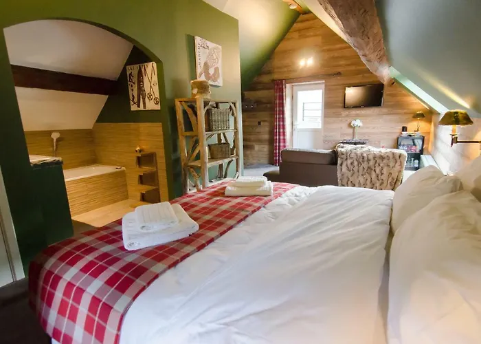 River Insolite Hotel *