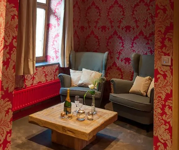 River Insolite Hotel *