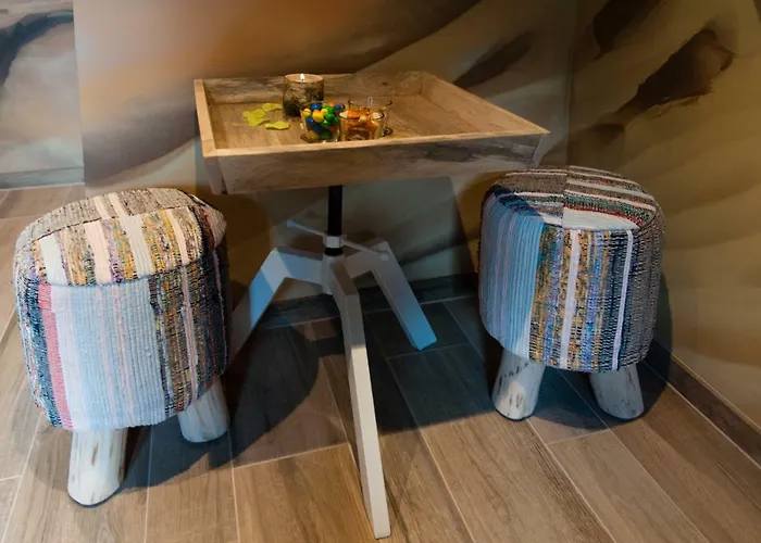 River Insolite Hotel Anhée